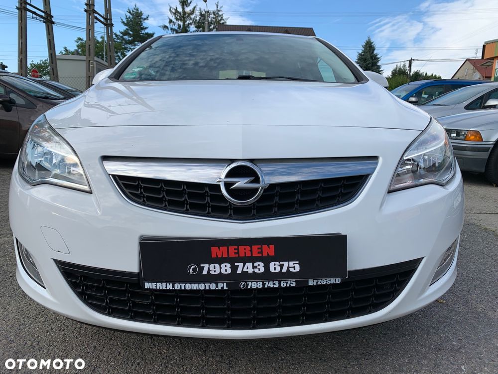 Opel Astra 1.4 150 Jahre - 2