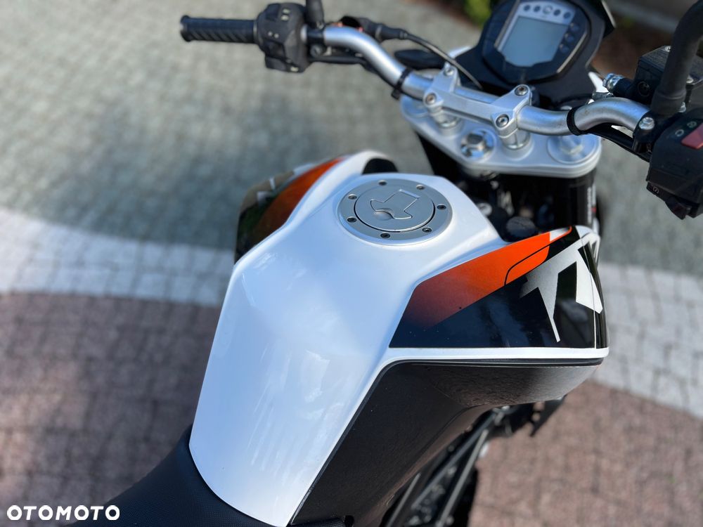 KTM Duke - 16