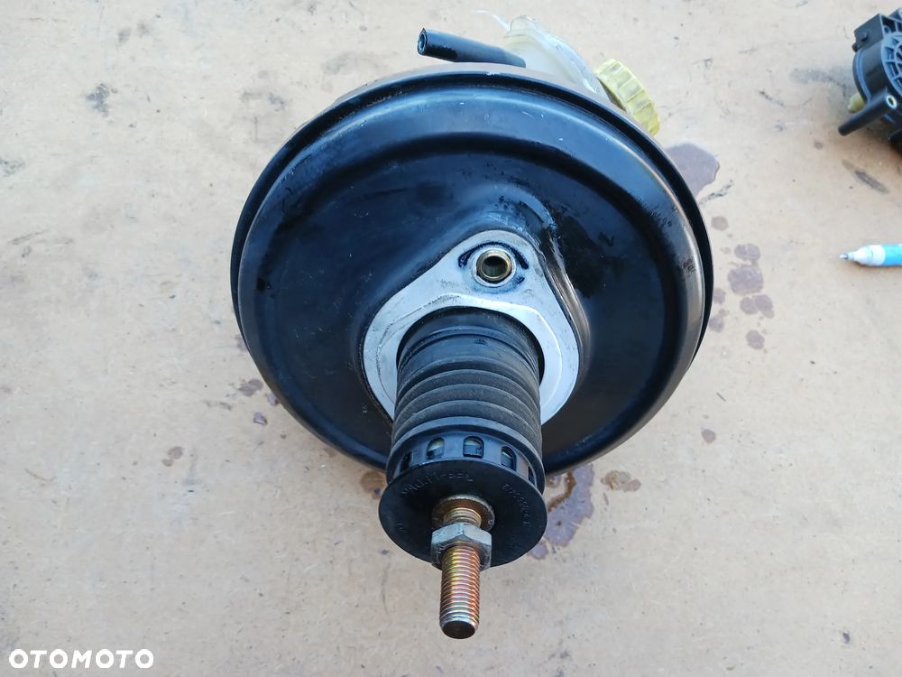 SERWO HAMULCOWE 4B3612105 AUDI A4 B5 A6 C5 Volkswagen Passat B5 Pompa hamulcowa - 3