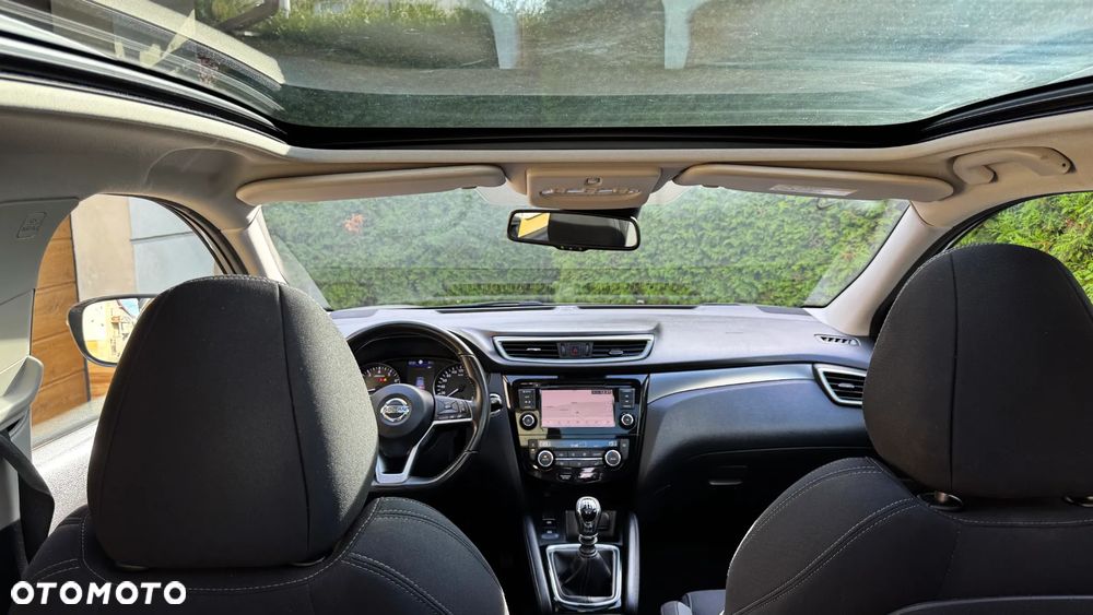 Nissan Qashqai 1.3 DIG-T SHIRO - 27