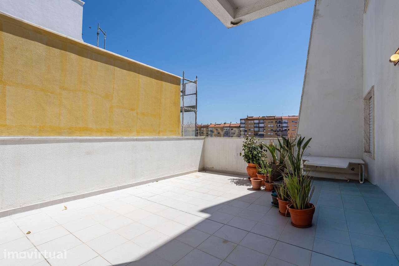 Apartamento T2 na Fonte Perra em Sacavém - Grande imagem: 4/25