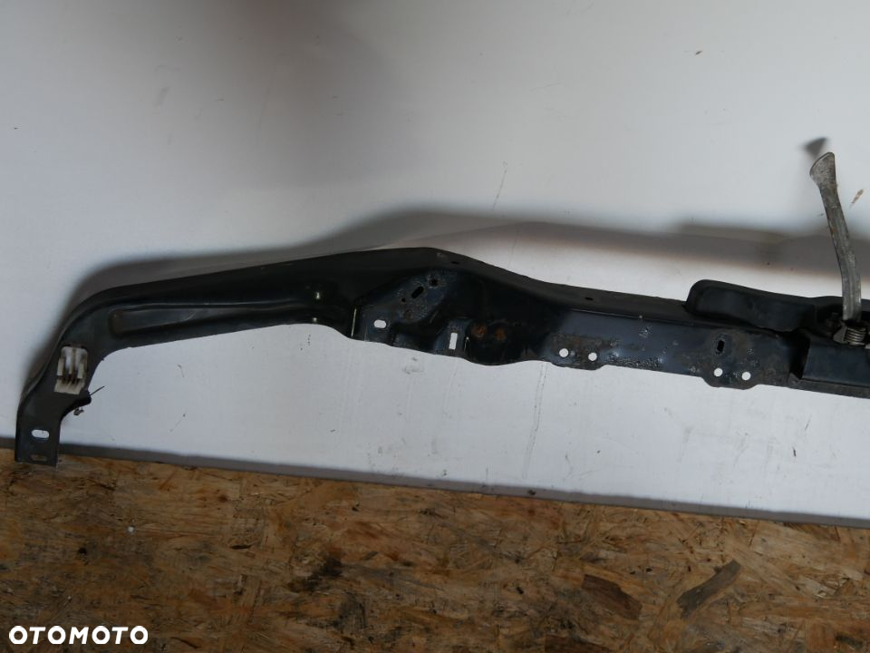 PAS PRZEDNI GÓRNY CITROEN C4 PICASSO - 2