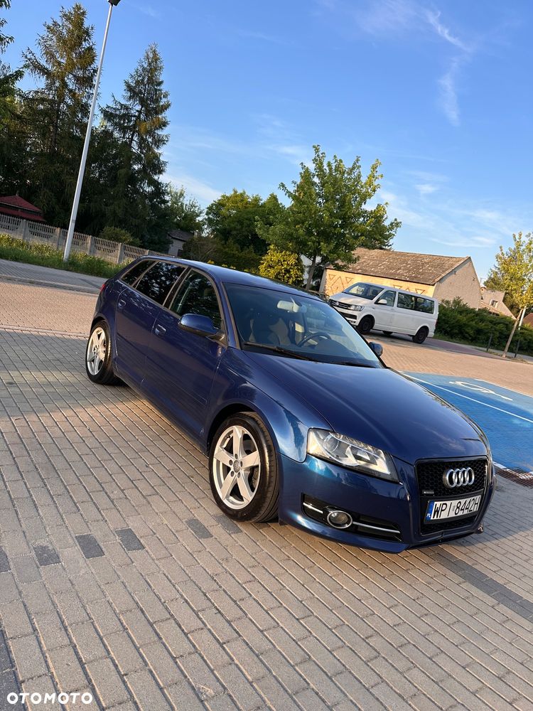 Audi A3 Sportback 2.0 TDI DPF Quattro Attraction - 9