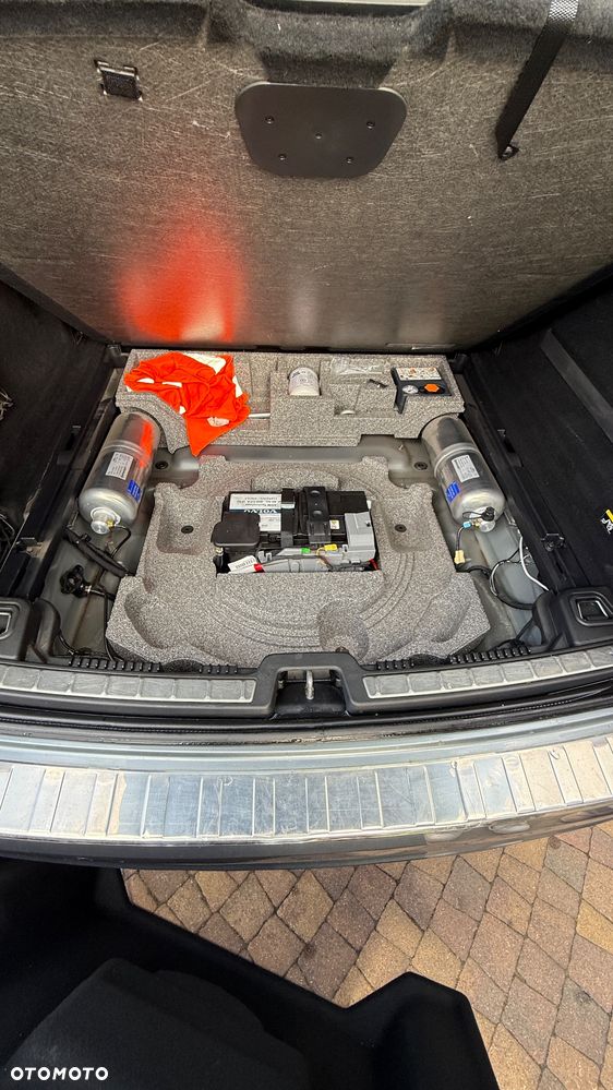 Volvo XC 60 D4 AWD R-Design - 15