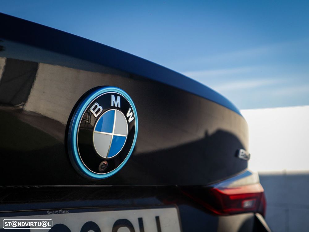 BMW i4 eDrive40 Pack Desportivo M - 7