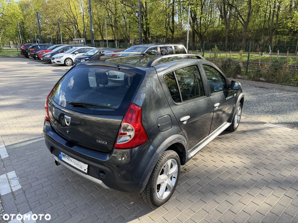 Dacia Sandero - 3