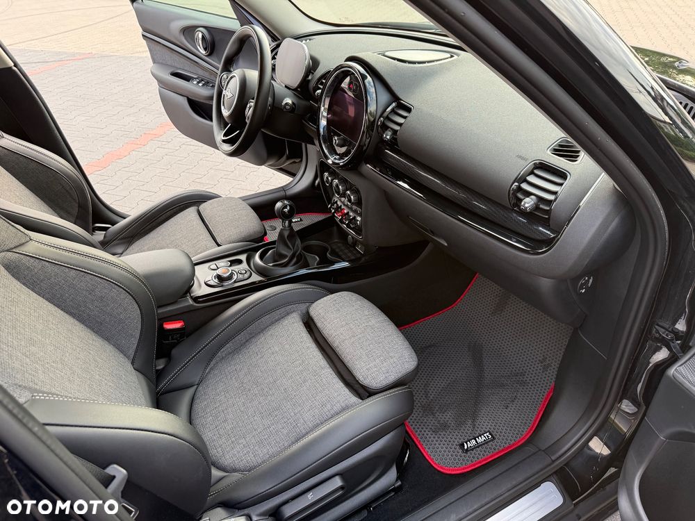 MINI Clubman One - 32