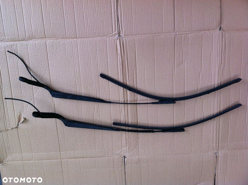 MERCEDES SPRINTER W906 RAMIONA WYCIERACZEK