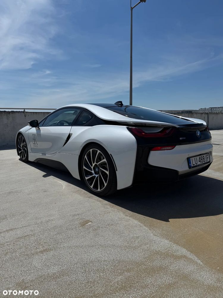 BMW i8 Standard - 11