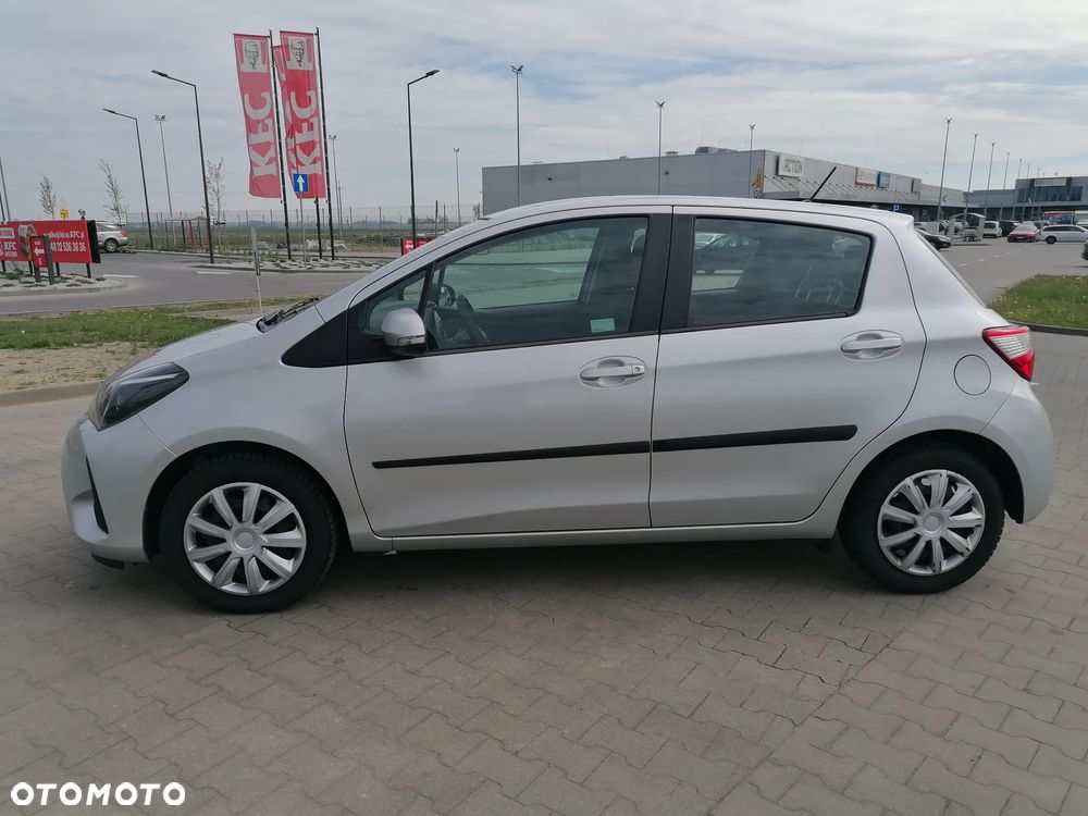 Toyota Yaris 1.0 Active - 8