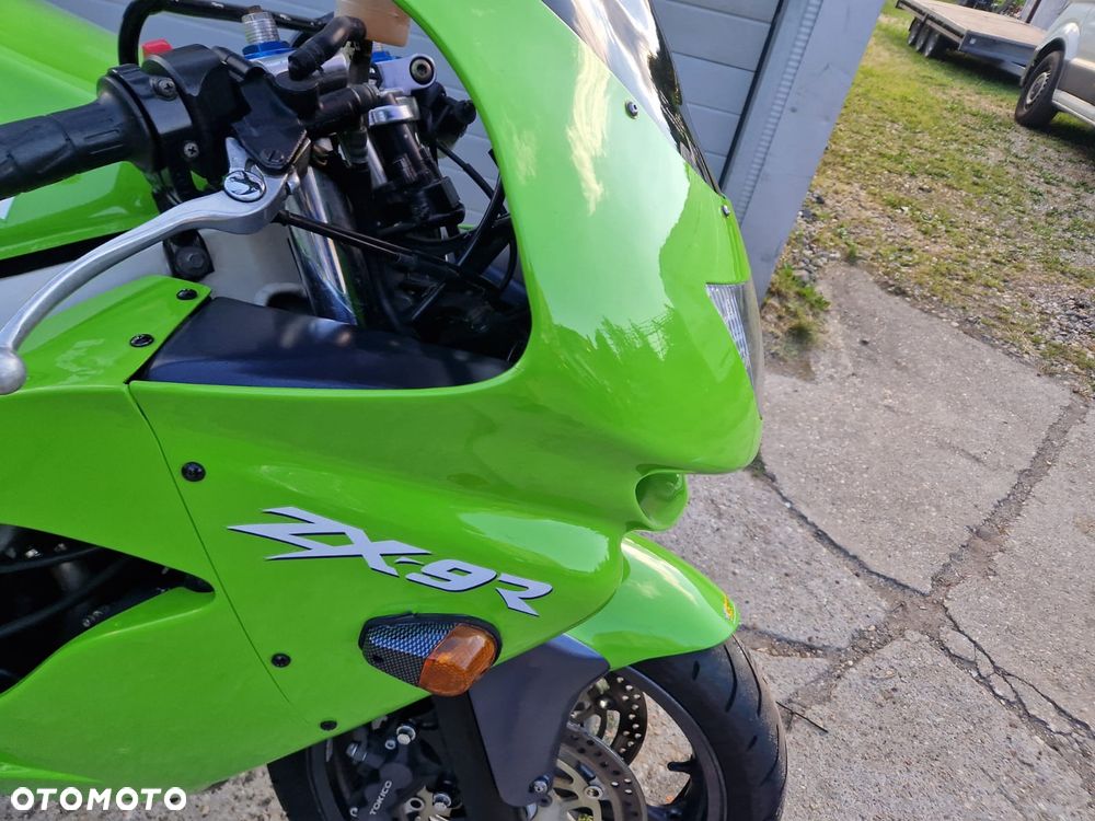 Kawasaki ZXR - 16