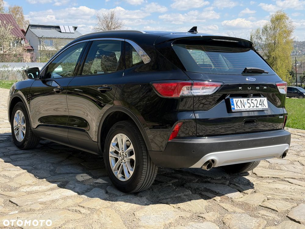 Ford Kuga 2.5 Duratec FHEV TITANIUM - 10