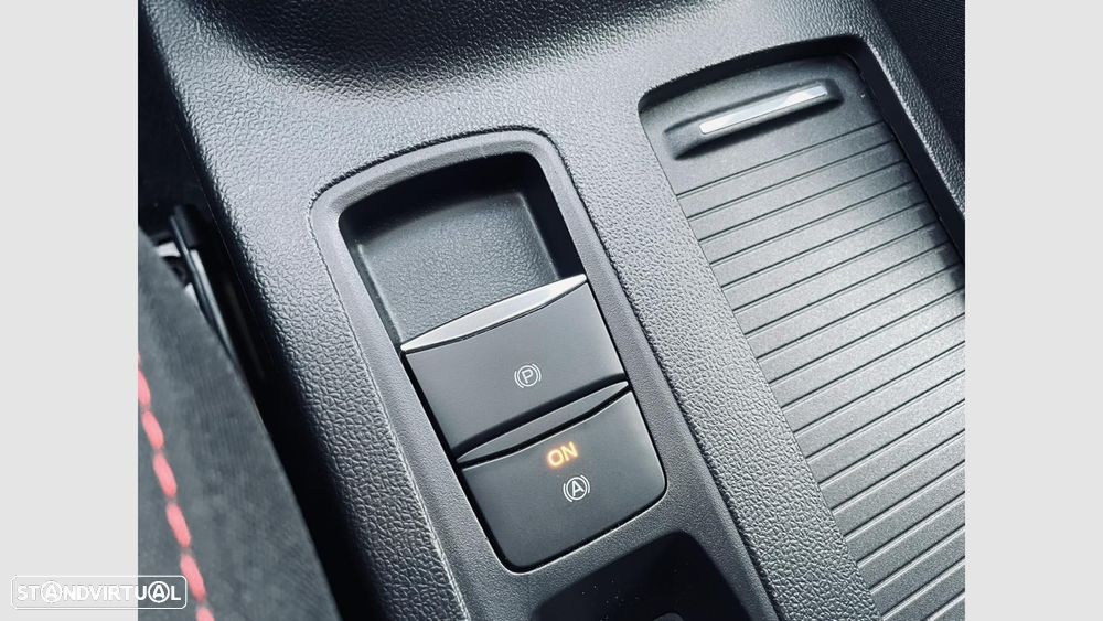 Ford Focus SW 1.0 EcoBoost MHEV ST-Line - 16