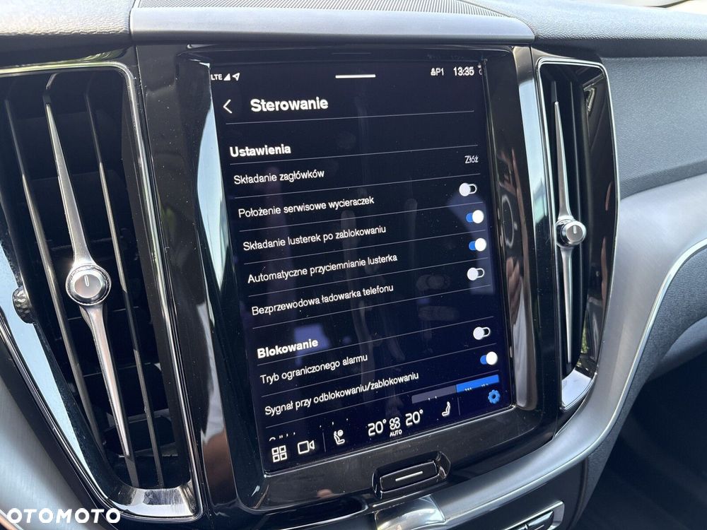 Volvo XC 60 B4 B Momentum Pro - 32