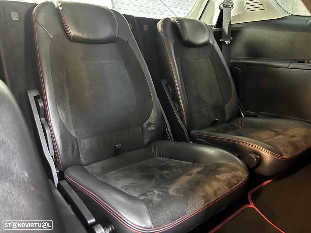 Ford S-Max 2.2 TDCi Titanium 7L - 20