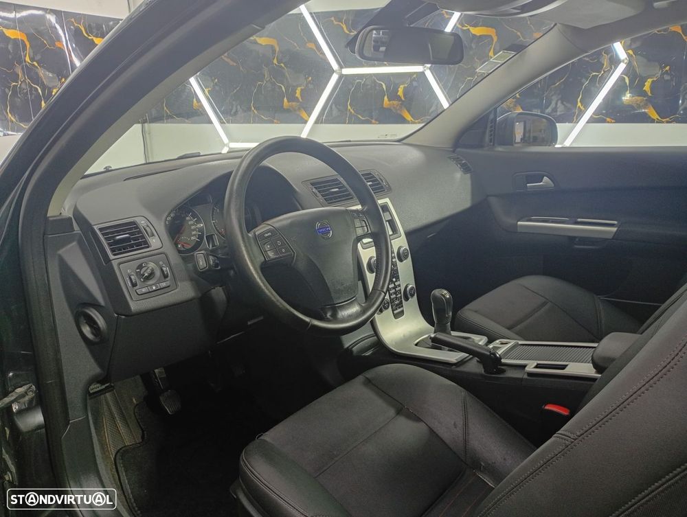 Volvo C30 1.6 D Drive Momentum — fotografia 14