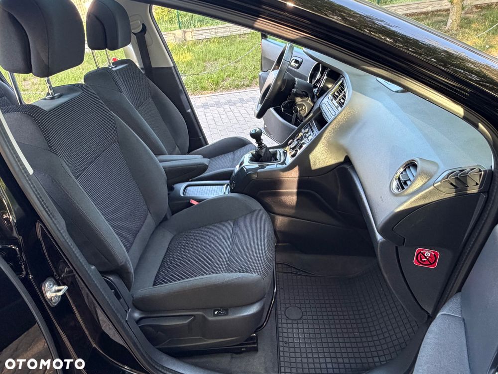 Peugeot 5008 HDI 150 Allure - 12