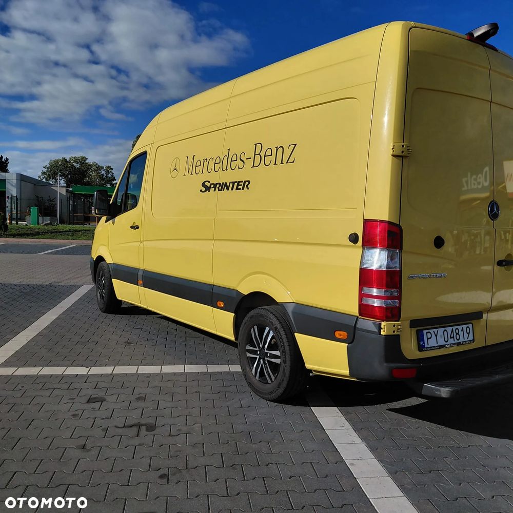 Mercedes-Benz Sprinter - 5