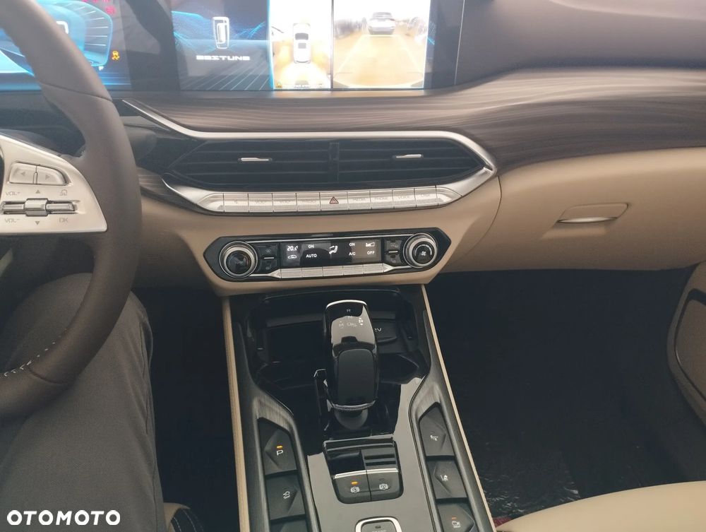 Bestune T77 2025