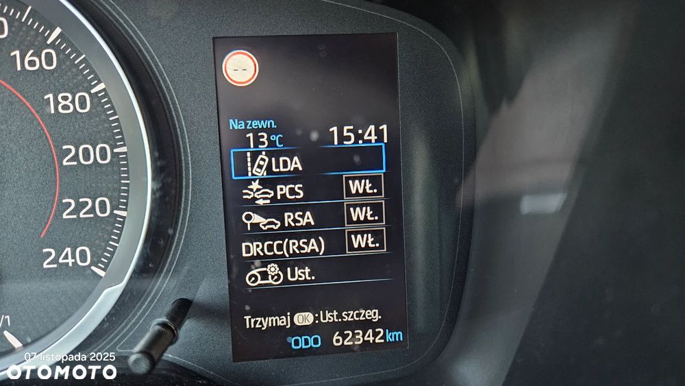 Toyota Corolla 1.5 Comfort - 24