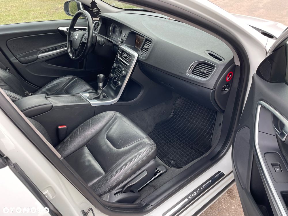 Volvo S60 D3 - 15
