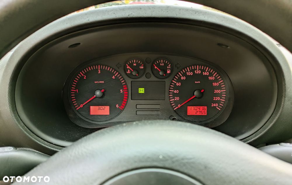 Seat Leon 2005 photo 2