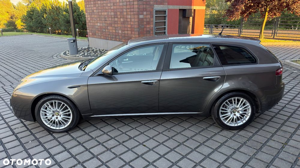 Alfa Romeo 159 1.9 JTDM 16V DPF Distinctive - 9