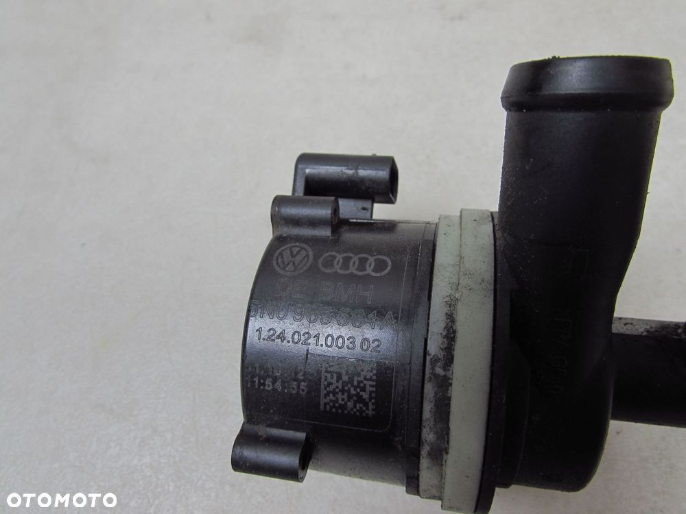 VW PASSAT B7 TIGUAN AUDI SKODA 2.0 TDI 07-16 POMPA OBIEGU WODY ELEKTRYCZNA 5N0965561A - 6