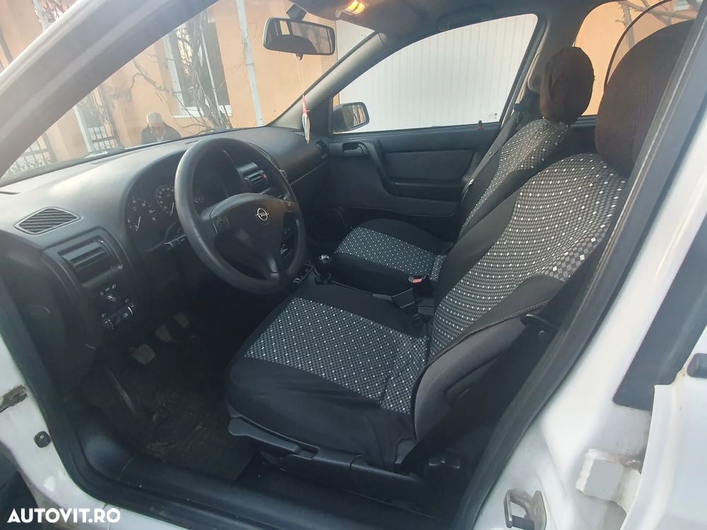 Opel Astra 1.4i Sport - 4