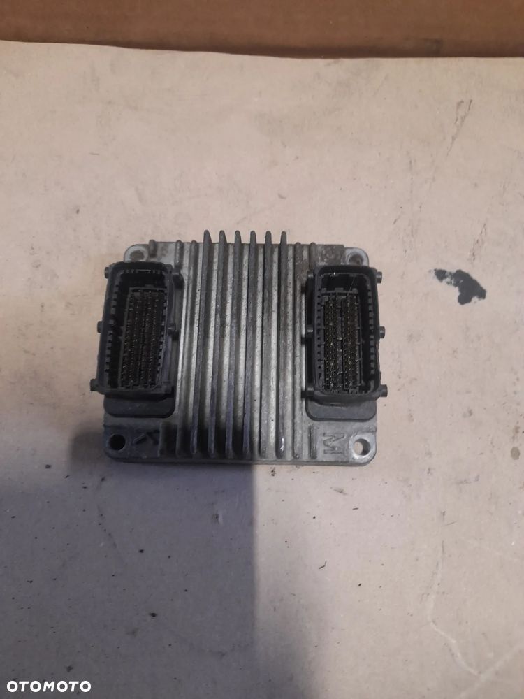 Komputer sterownik silnika ECU Opel Astra Zafira Corsa 1.4 1.6 b 12214860 - 1