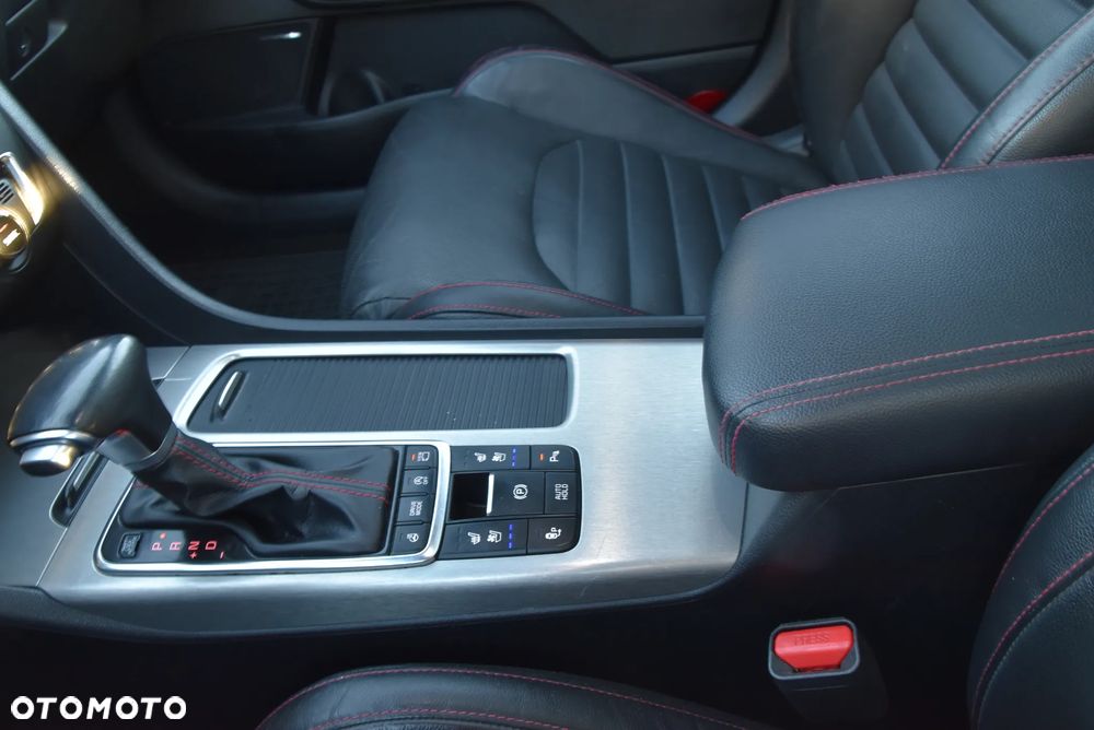 Kia Optima Sportswagon 1.7 CRDI DCT GT Line - 39