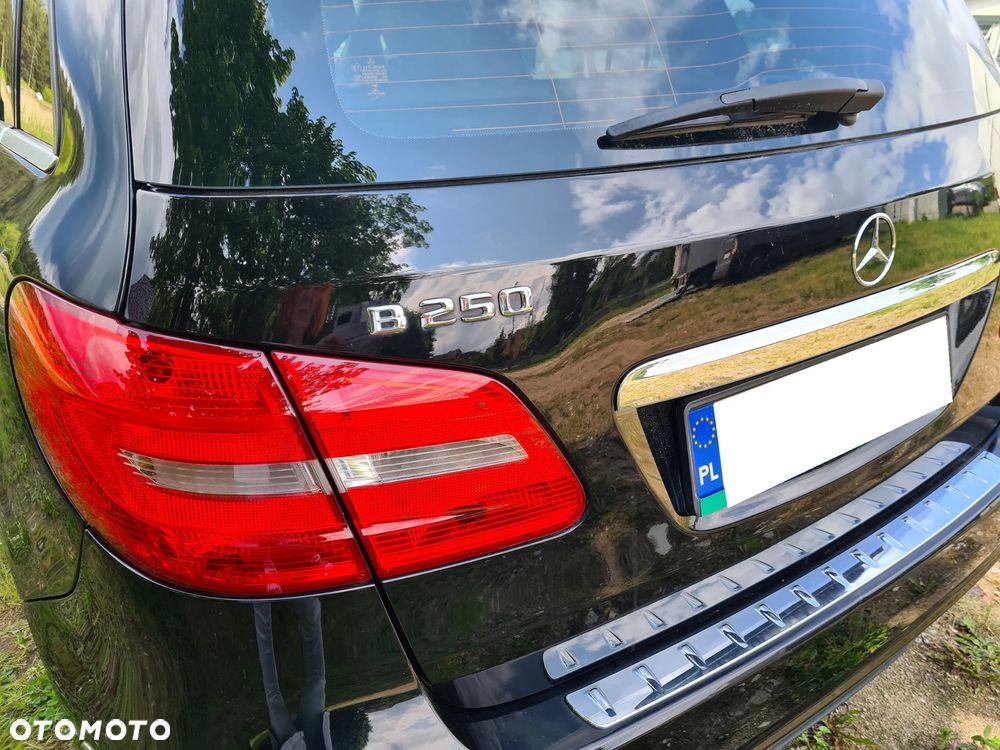 Mercedes-Benz Klasa B 250 7G-DCT AMG Line - 11