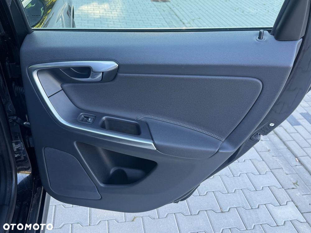 Volvo XC 60 D3 Edition Pro - 18
