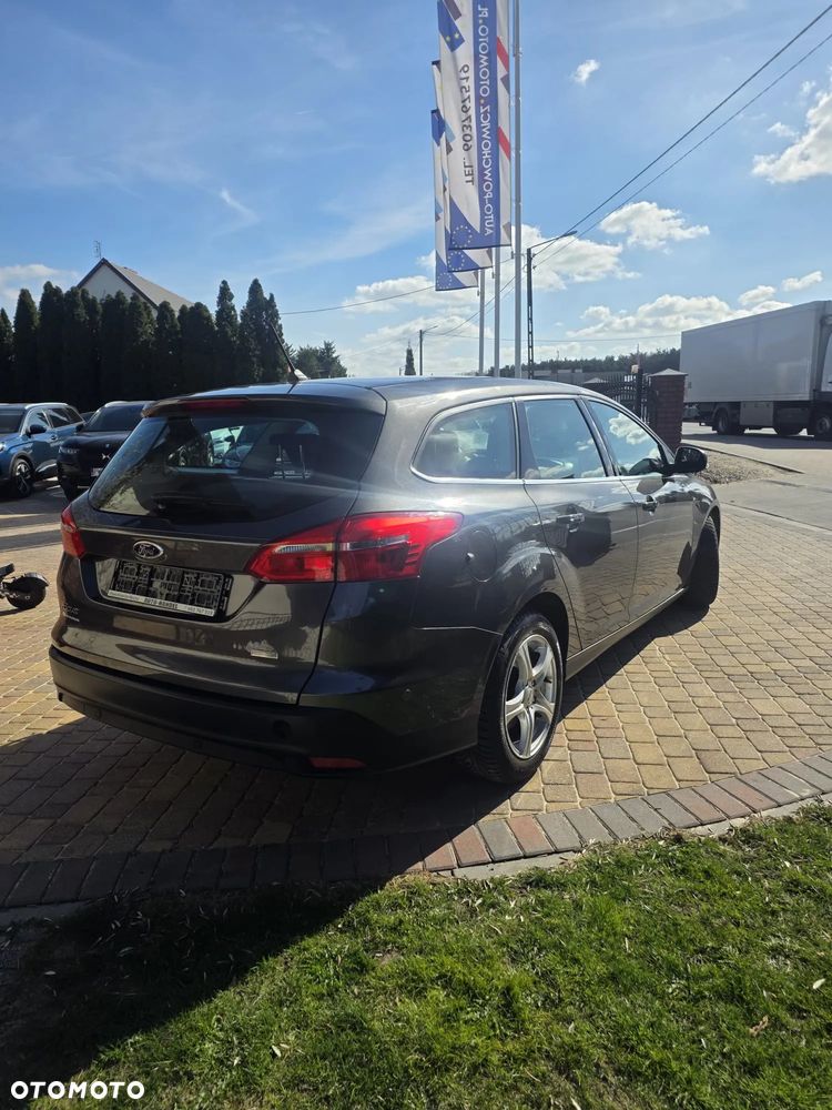 Ford Focus 1.0 EcoBoost Titanium - 8