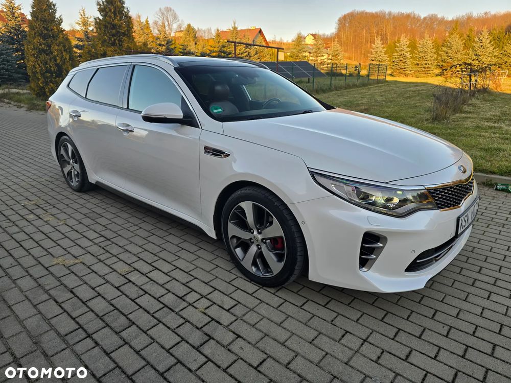 Kia Optima 2.0 T-GDI GT - 14