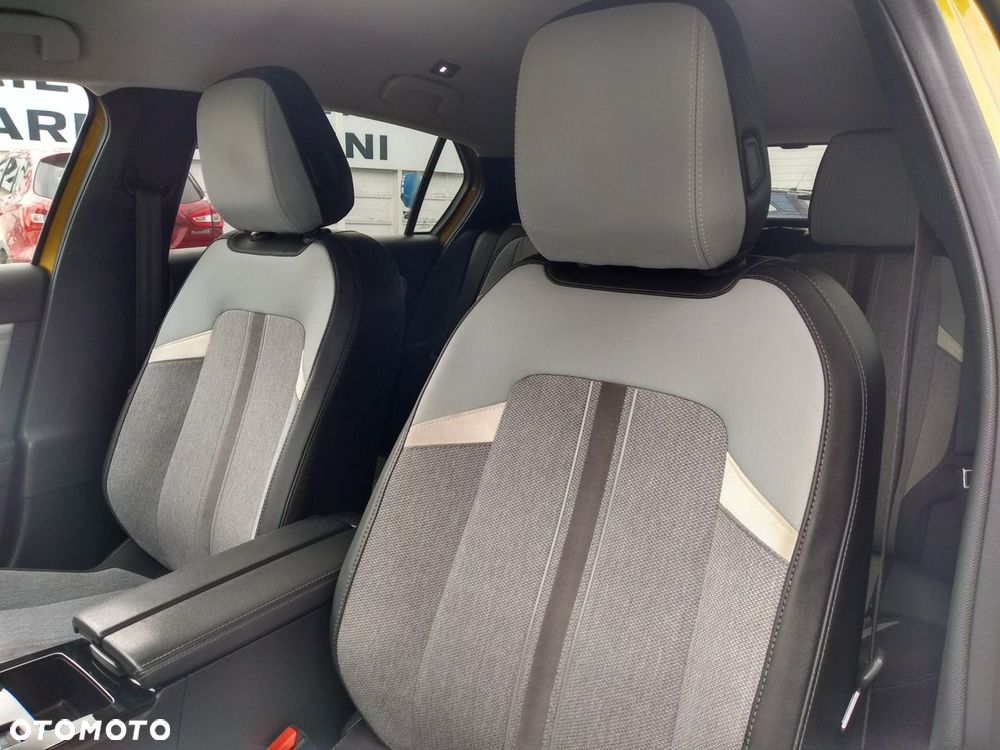 Opel Astra 1.2 T Elegance S&S - 16