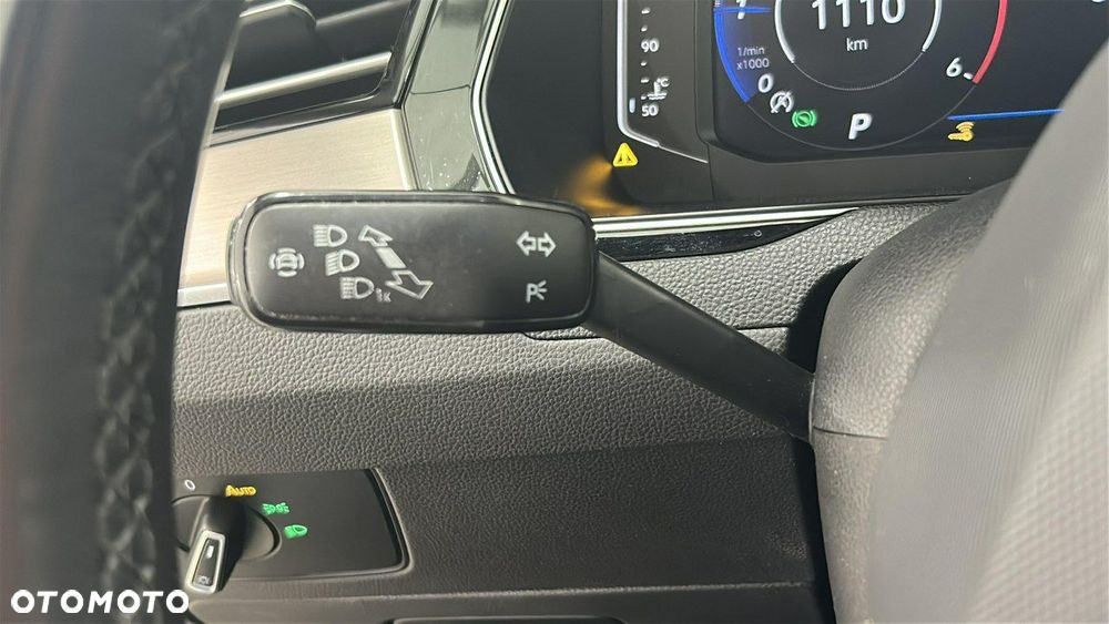 Volkswagen Passat 2.0 TDI Elegance DSG - 25