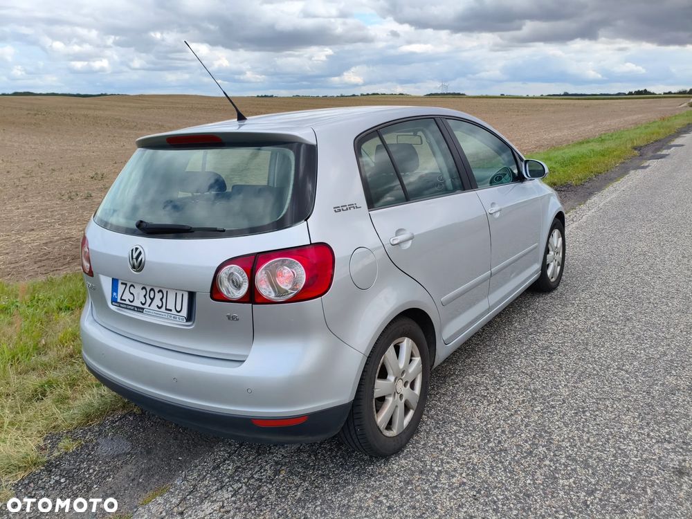 Volkswagen Golf Plus - 13