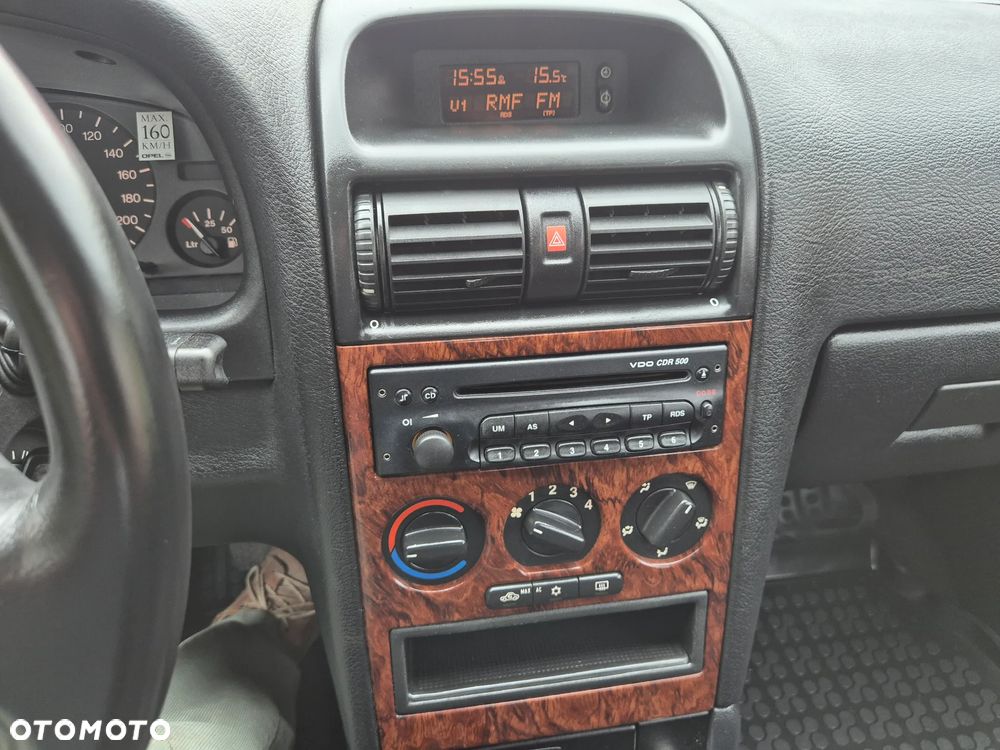 Opel Astra - 11