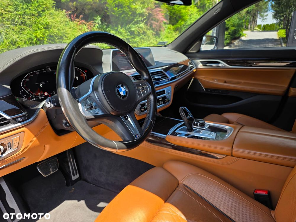BMW Seria 7 740d xDrive mHEV sport - 13