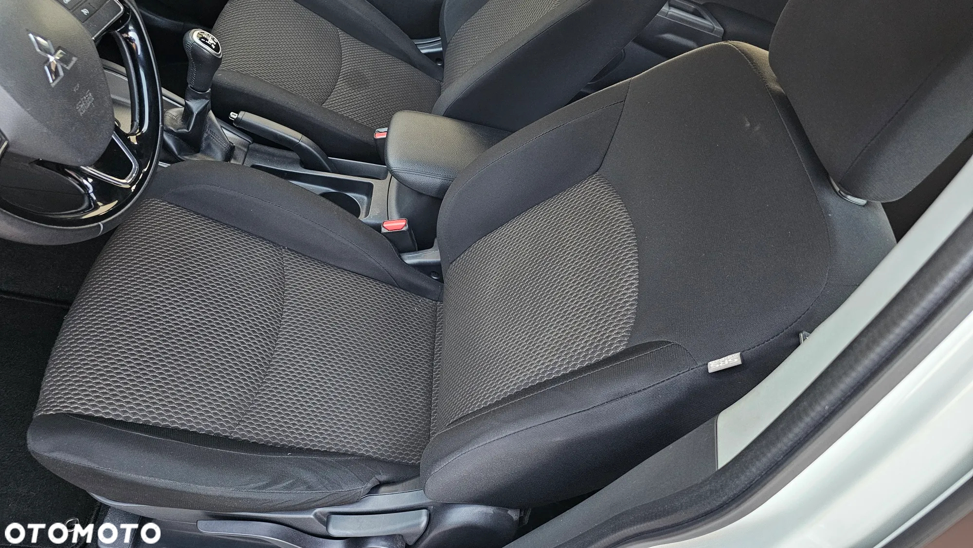 Mitsubishi ASX 1.6 2WD Intense - 29