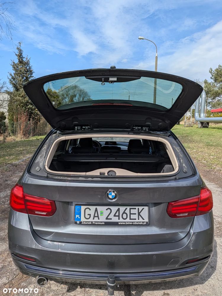 BMW Seria 3 318d M Sport Shadow - 5