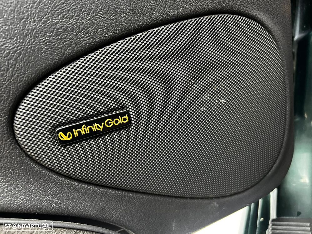 Jeep Grand Cherokee - 40