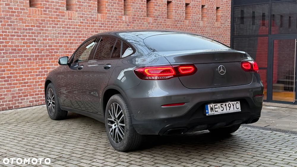 Mercedes-Benz GLC - 12