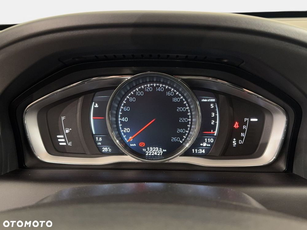 Volvo XC 60 - 24