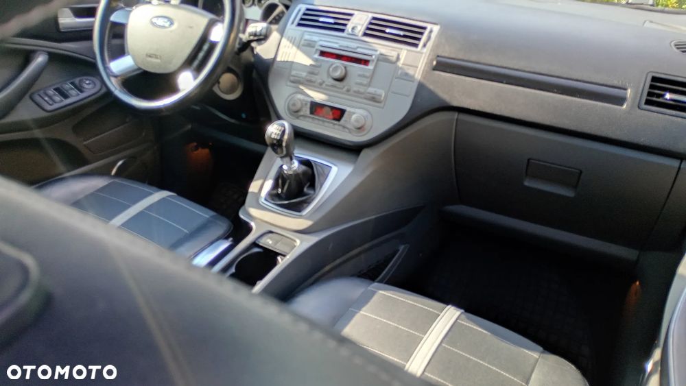 Ford Kuga 2.0 TDCi Titanium - 12