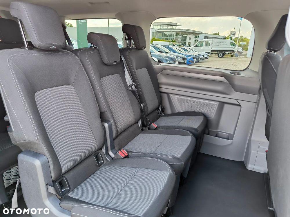 Volkswagen Caravelle 2.0 TDI L2 - 13