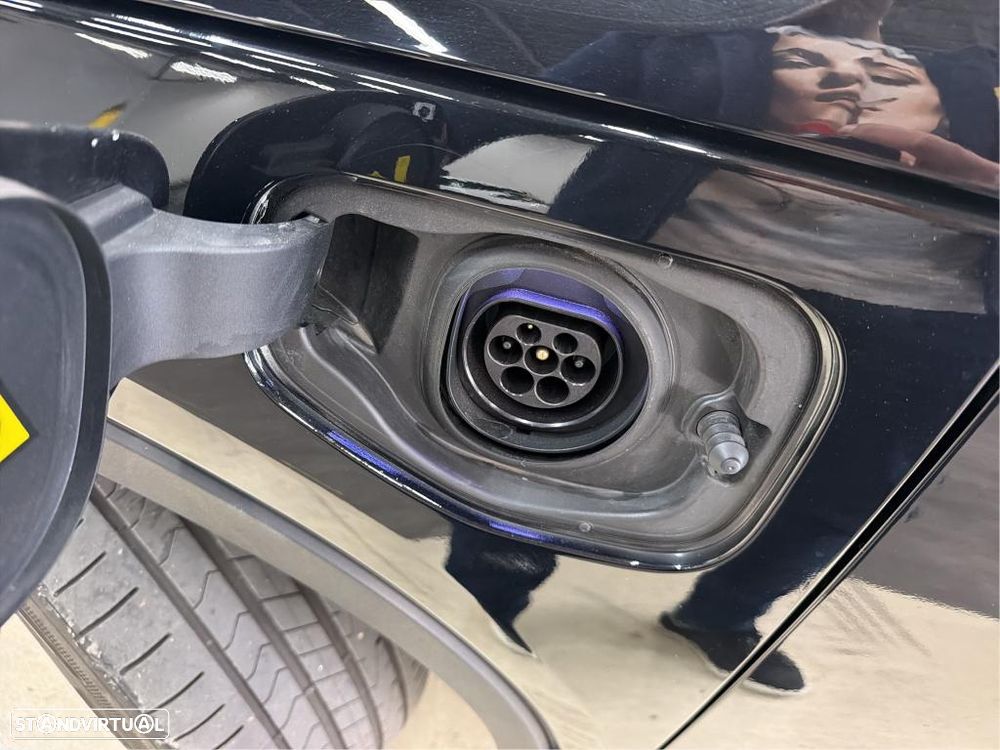 Volvo XC 40 1.5 T4 PHEV Essential - 13
