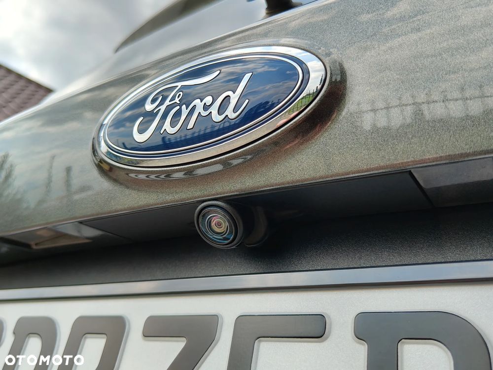 Ford Kuga - 15