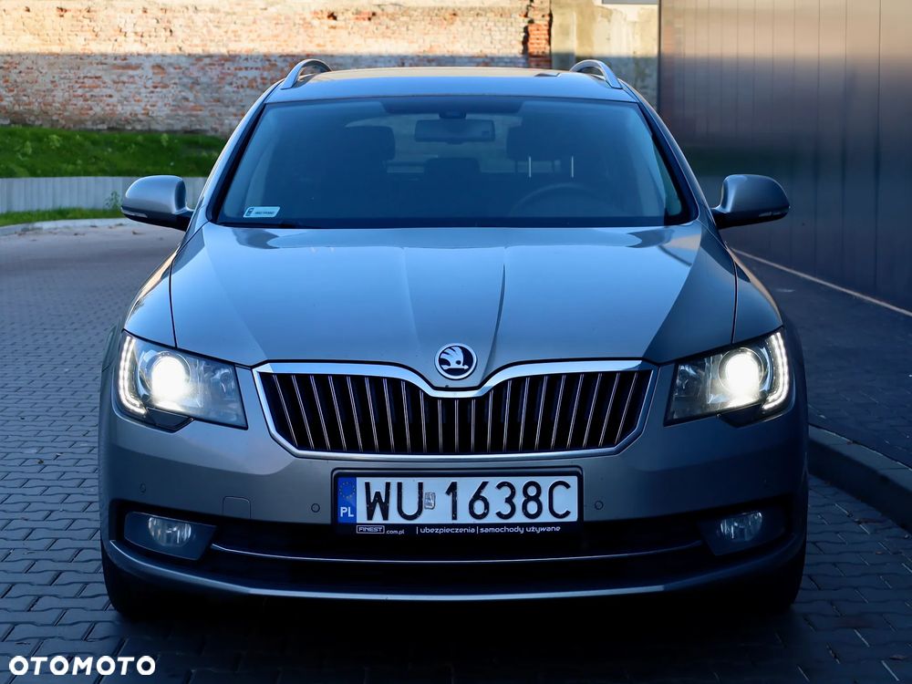 Skoda Superb 2.0 TDI 4x4 Ambition DSG - 22